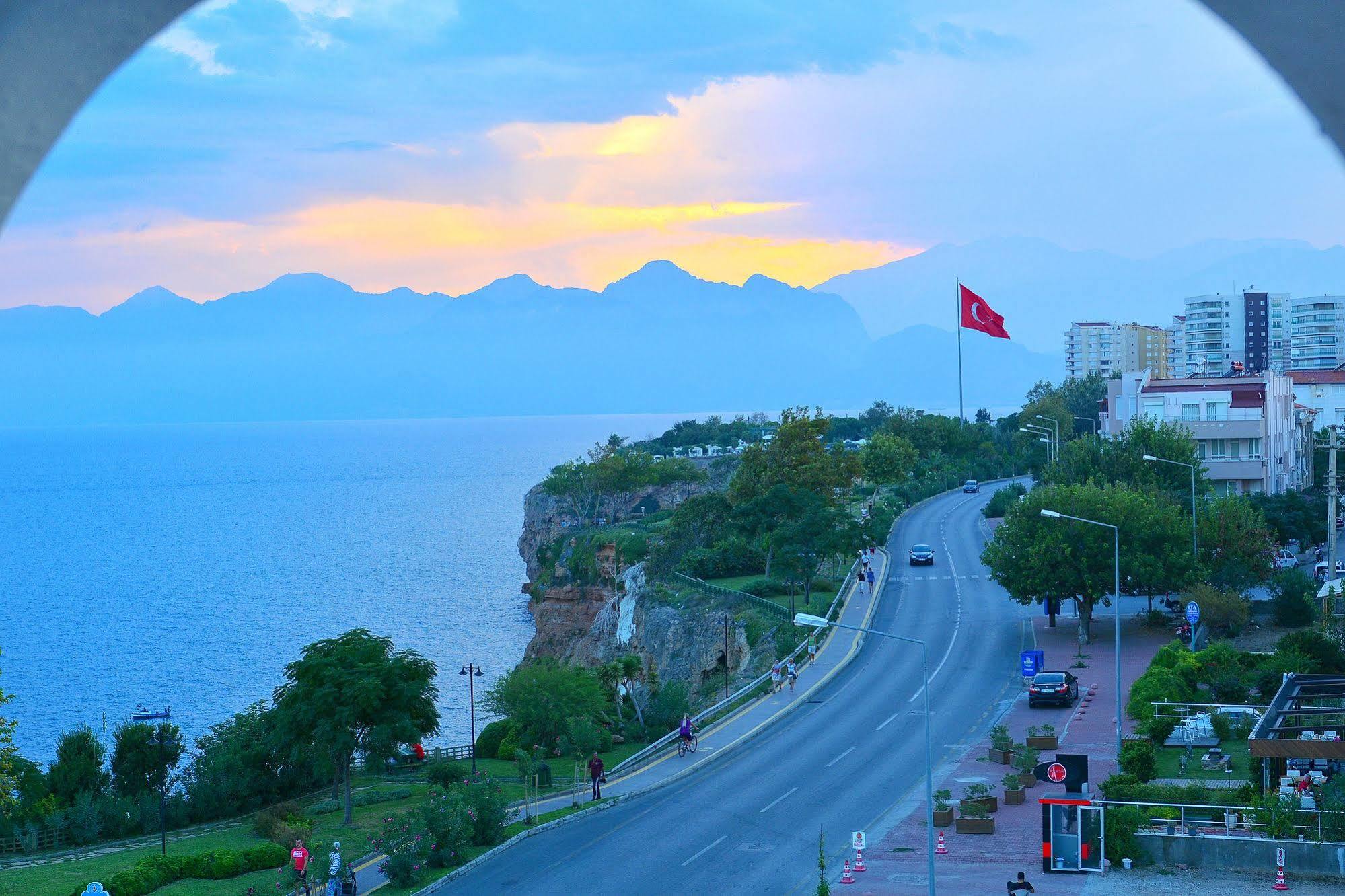 Nebilux Hotel Antalya Exterior photo